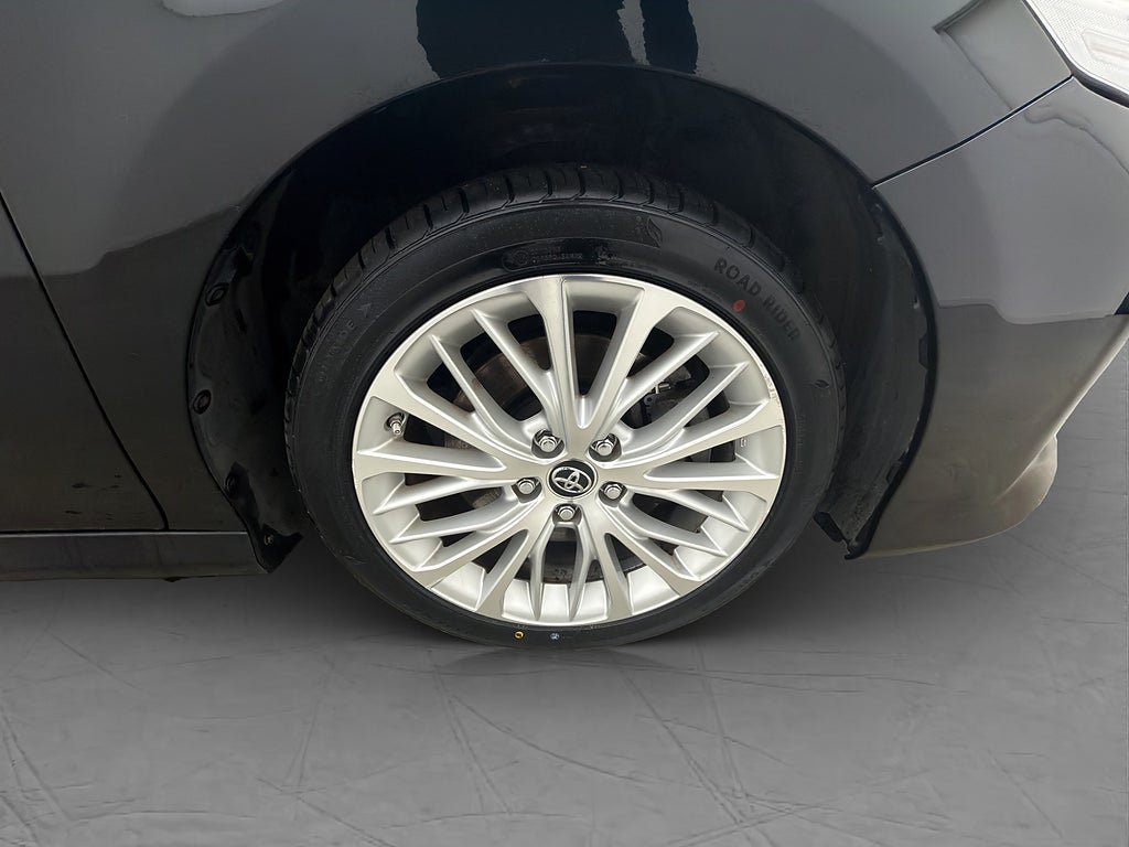 Vehicle Image 35