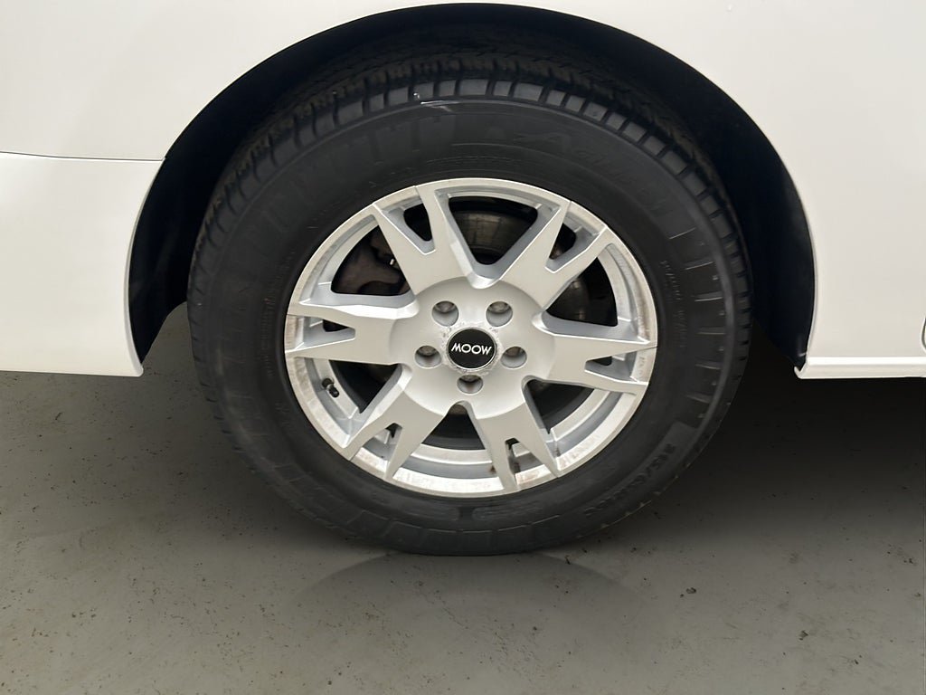 Vehicle Image 31