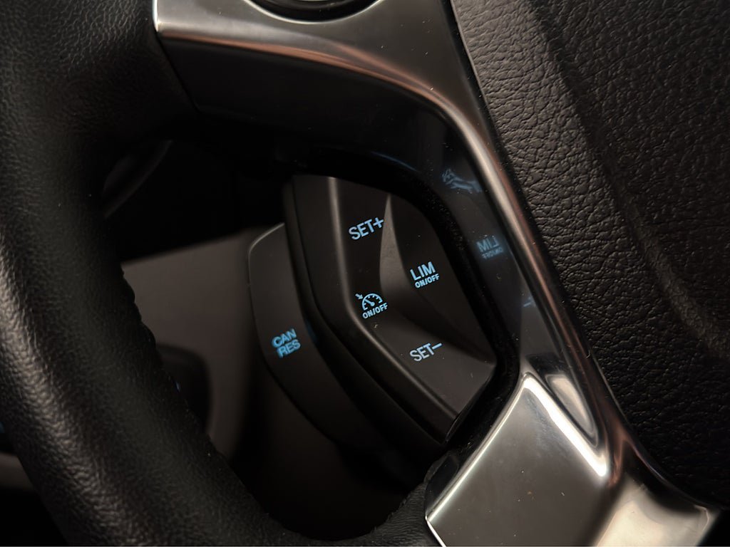 Vehicle Image 18