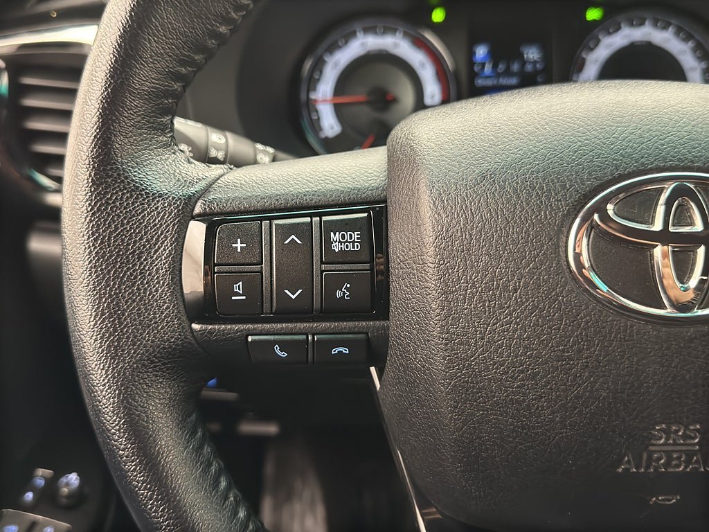 Vehicle Image 18