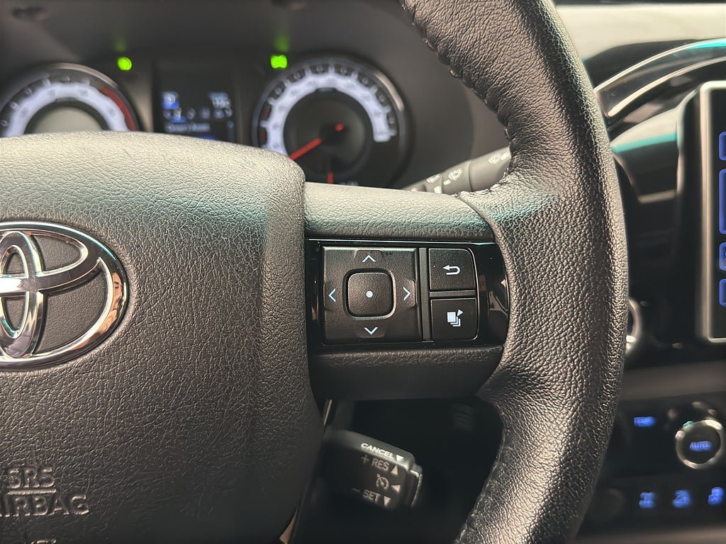 Vehicle Image 20