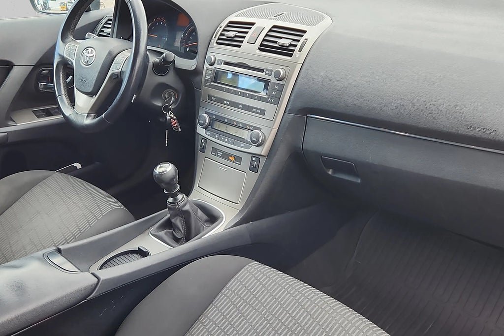 Vehicle Image 10