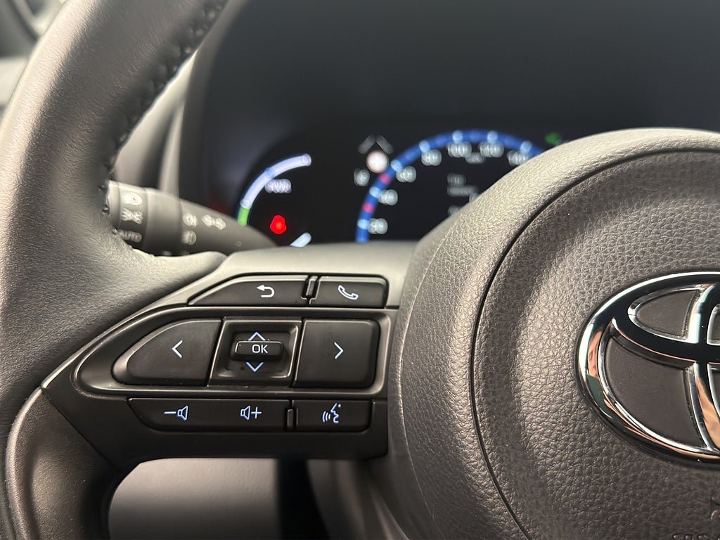 Vehicle Image 19