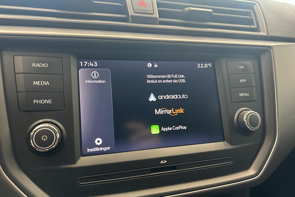Vehicle Image 21