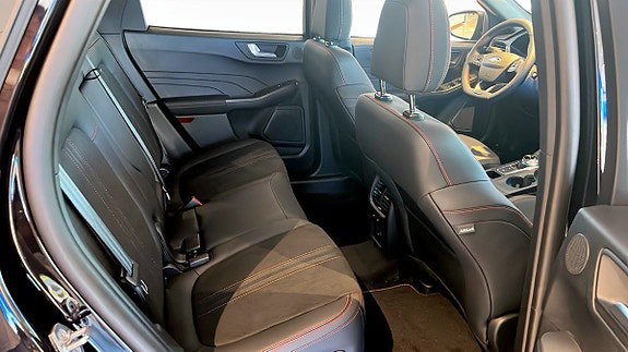 Vehicle Image 5