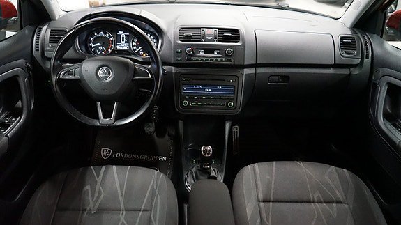 Vehicle Image 15