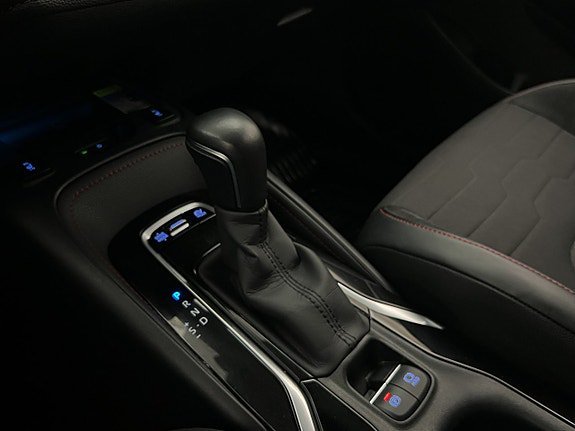 Vehicle Image 24