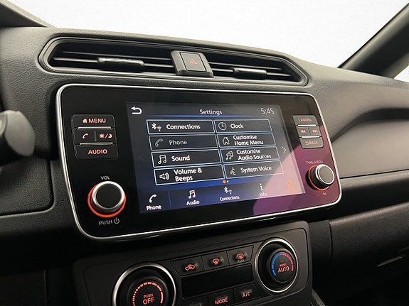 Vehicle Image 18