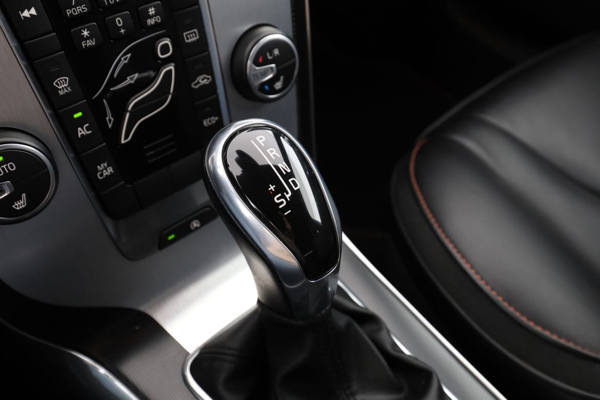 Vehicle Image 25