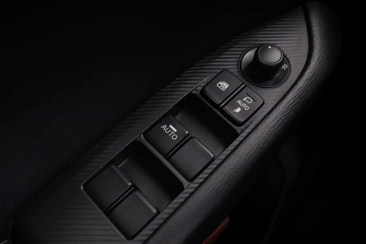 Vehicle Image 35
