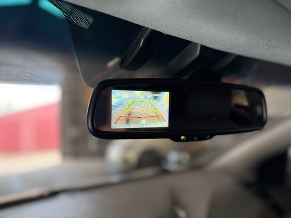 Vehicle Image 21