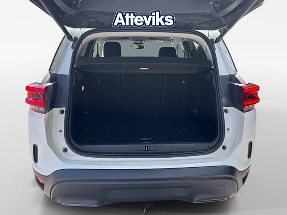 Vehicle Image 22