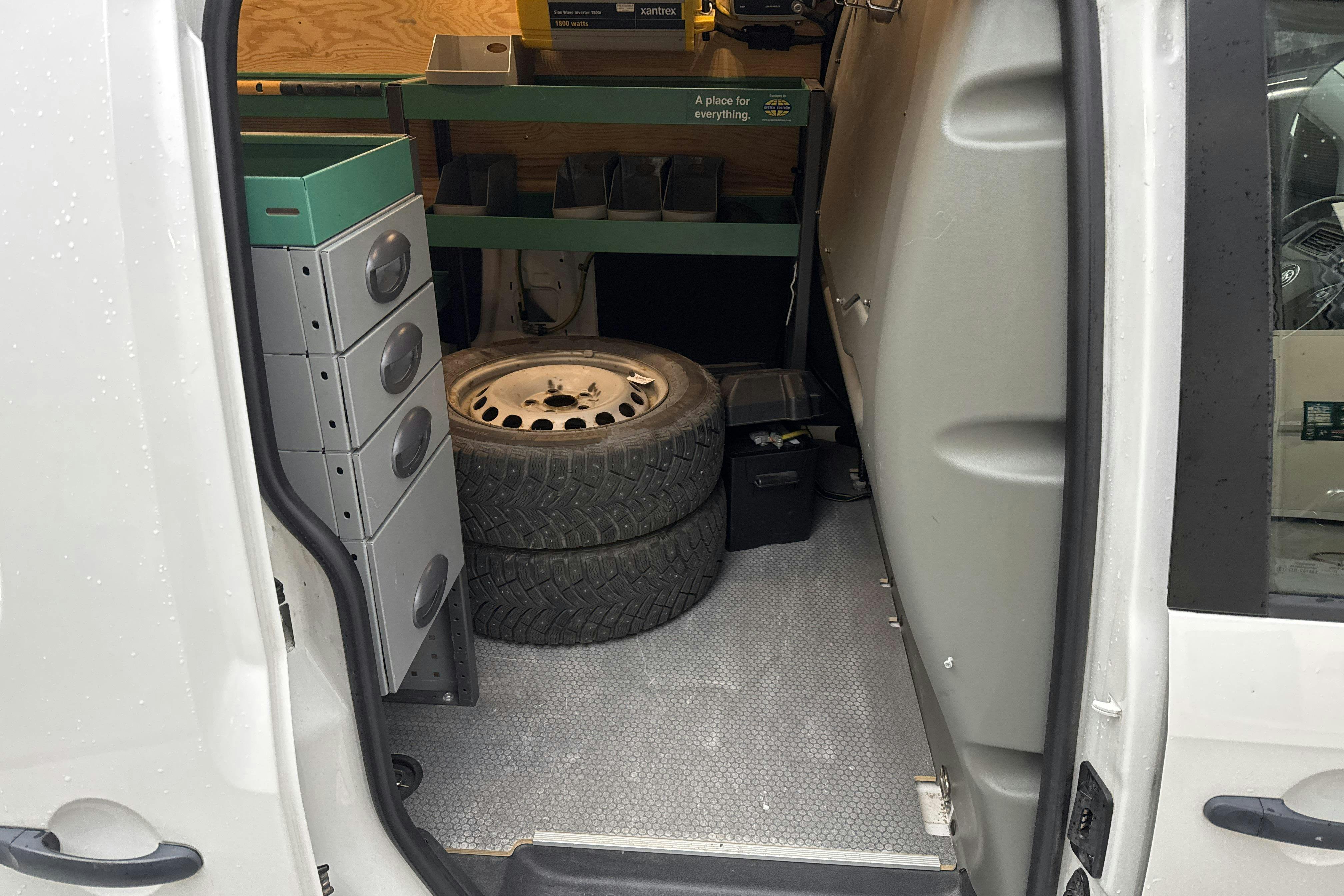 Vehicle Image 6