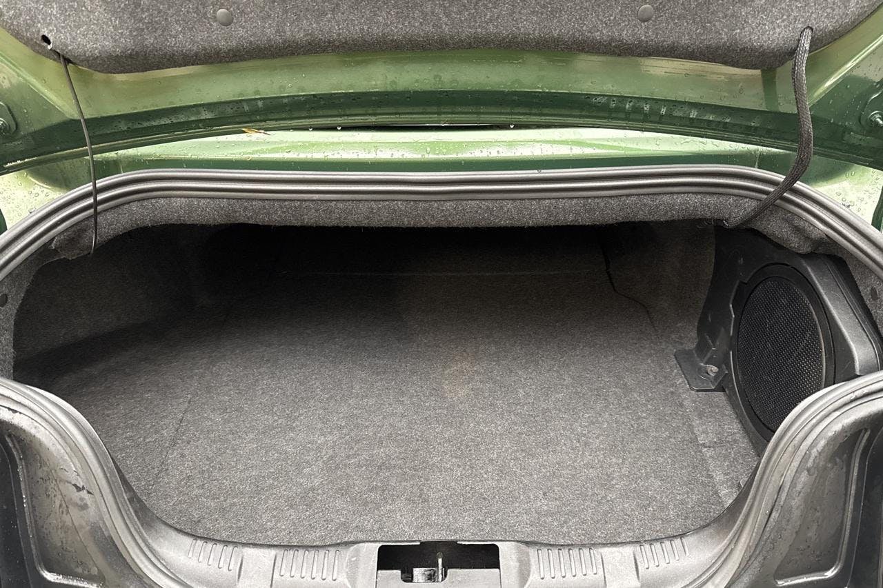 Vehicle Image 14