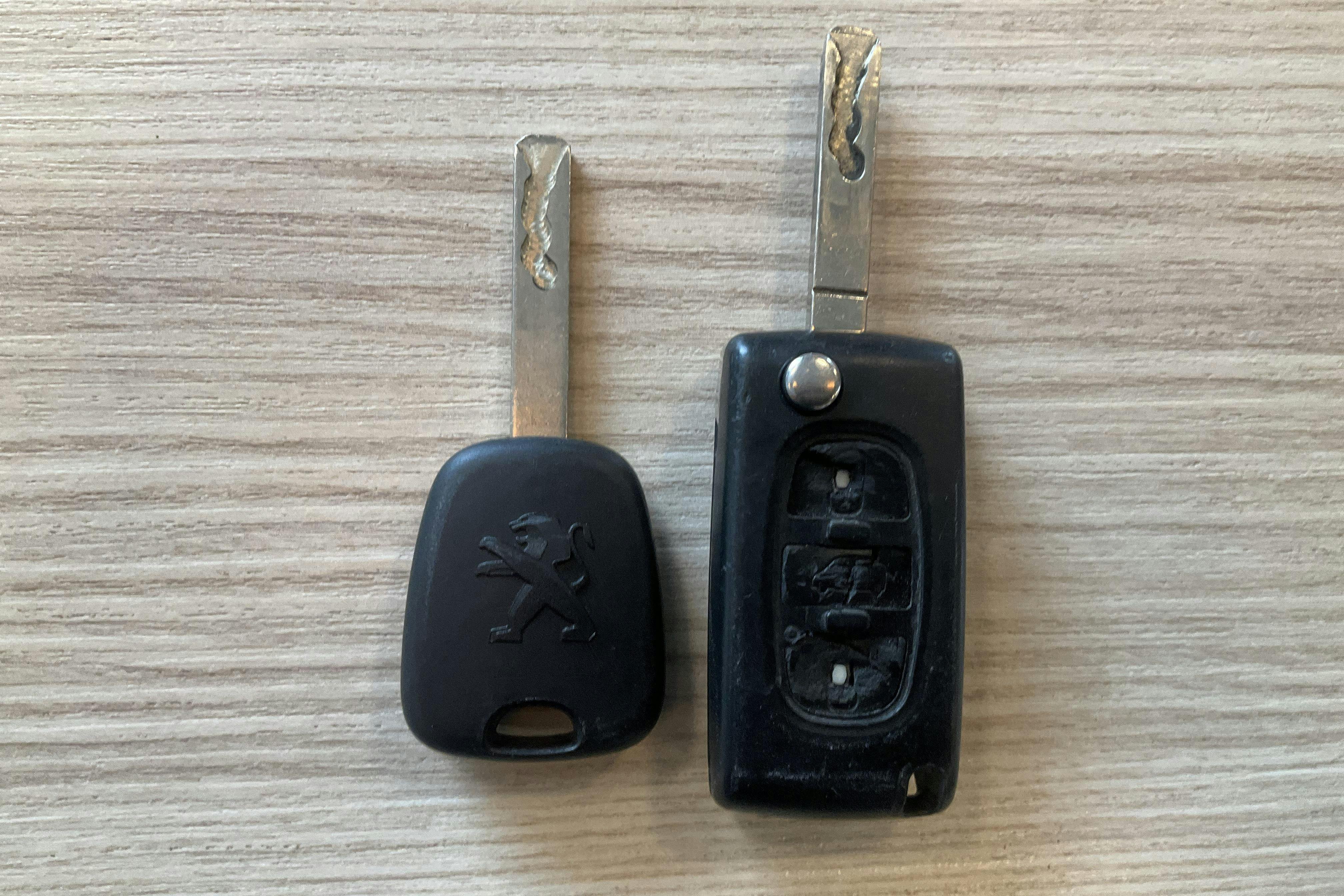 Vehicle Image 10