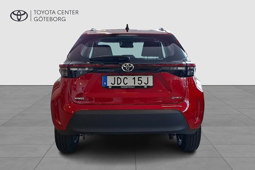 Vehicle Image 6
