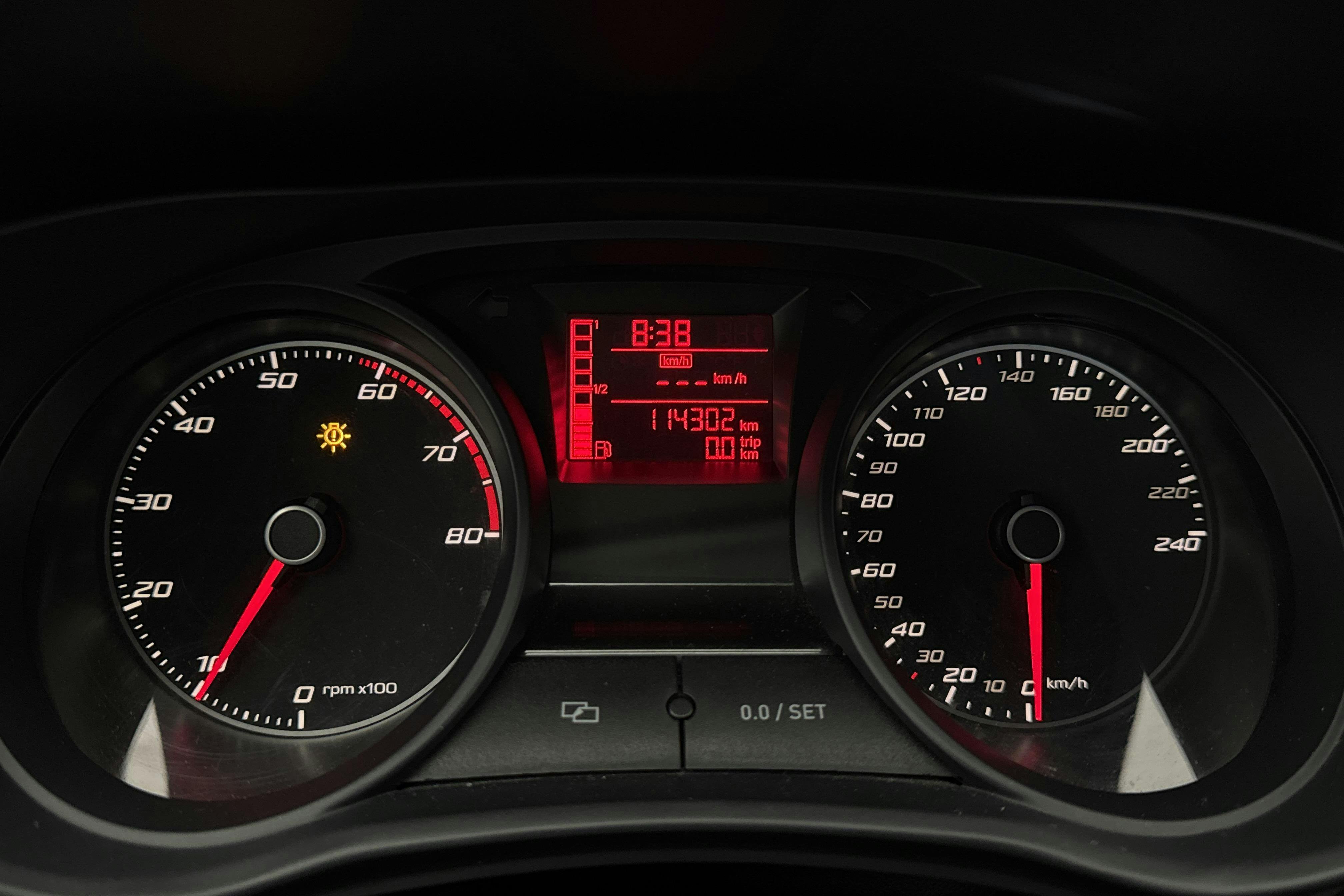 Vehicle Image 10