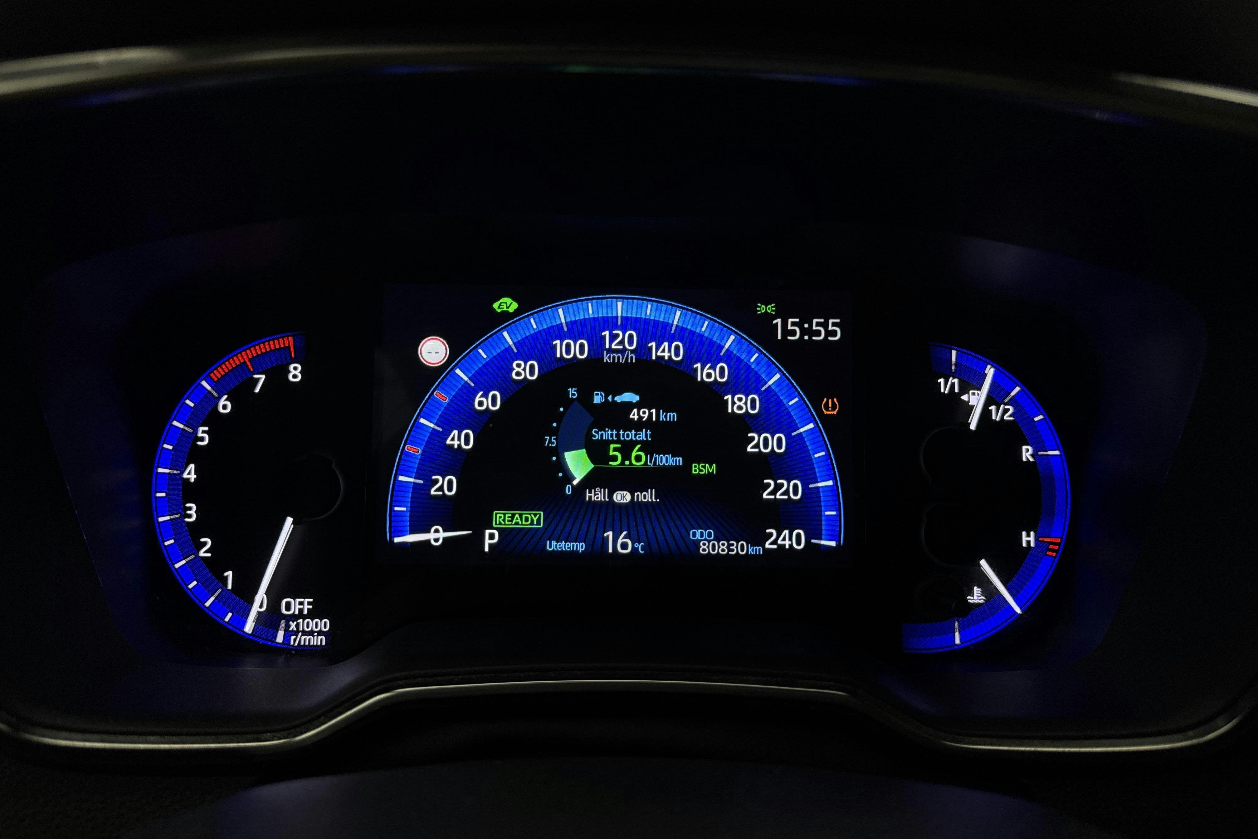 Vehicle Image 10