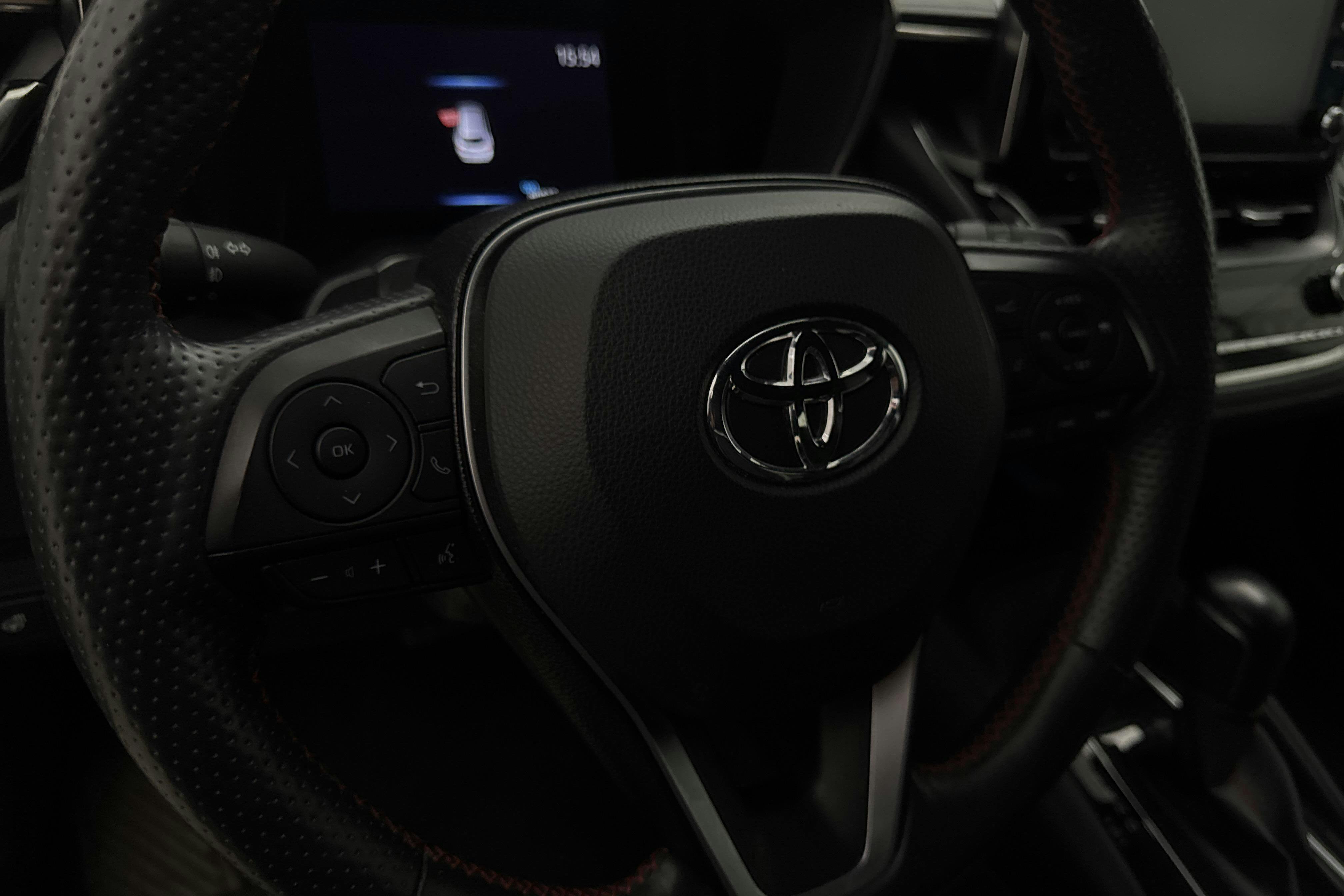 Vehicle Image 13