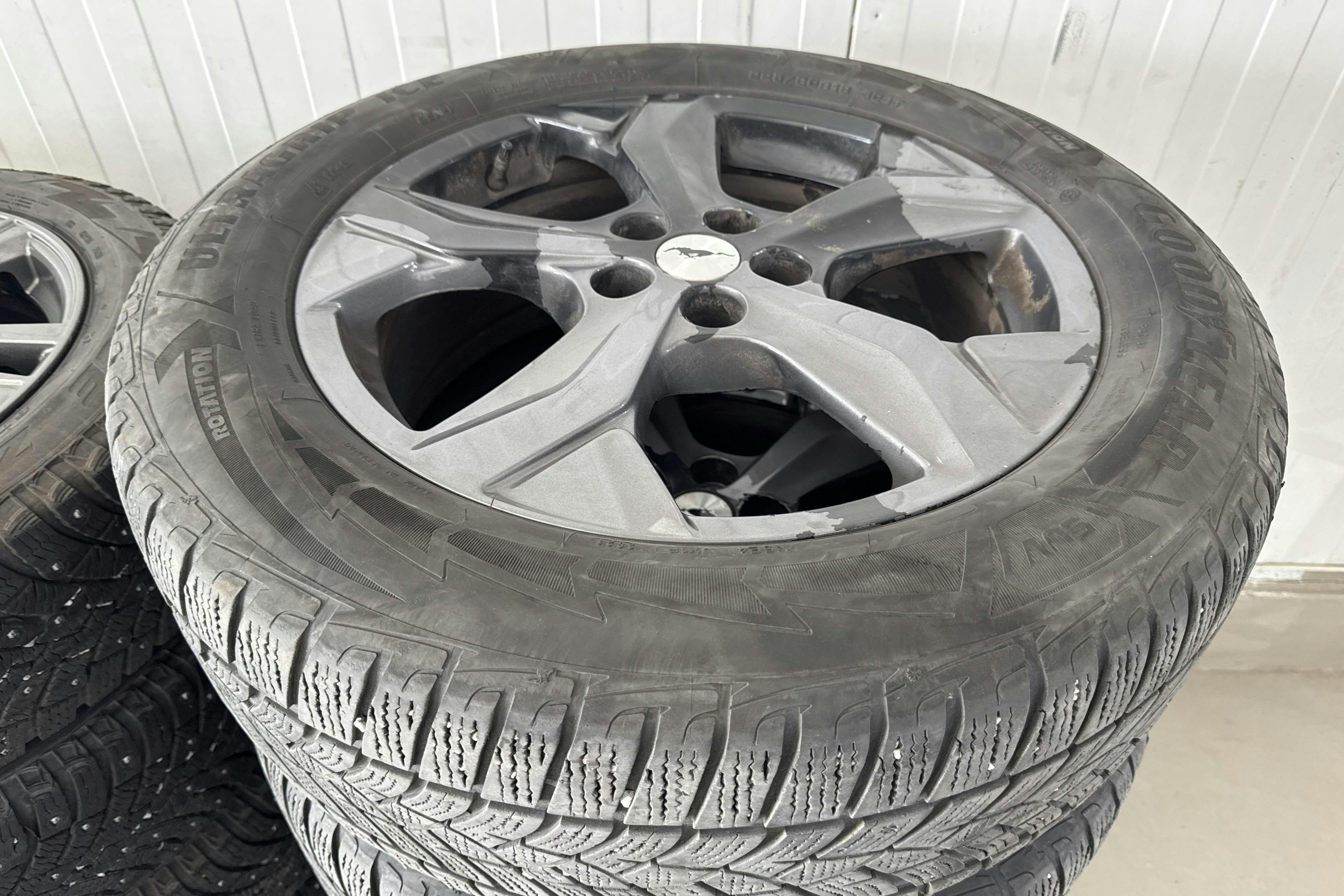 Vehicle Image 20