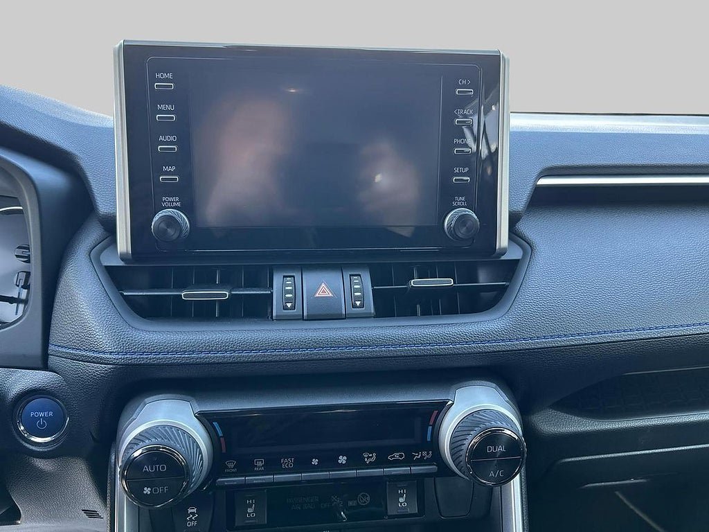 Vehicle Image 17