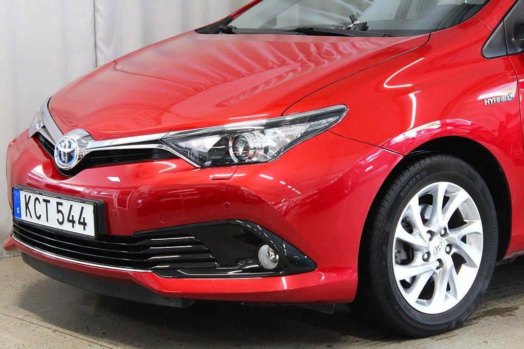 Vehicle Image 16