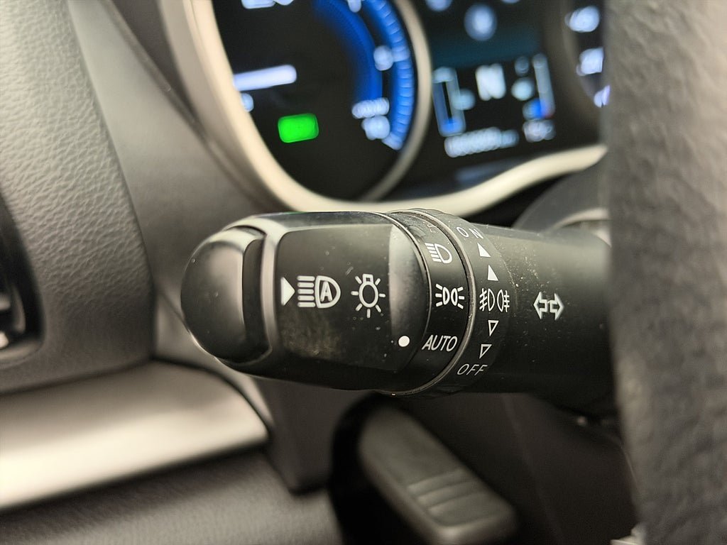 Vehicle Image 24