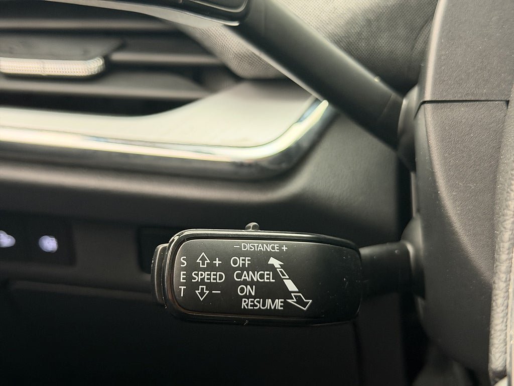 Vehicle Image 29