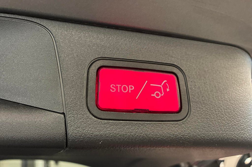 Vehicle Image 28