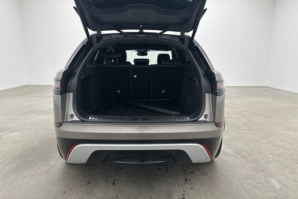 Vehicle Image 26