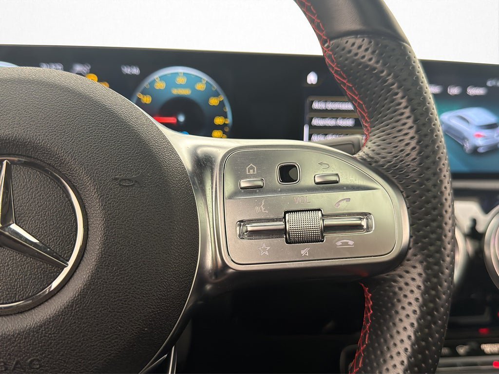 Vehicle Image 37