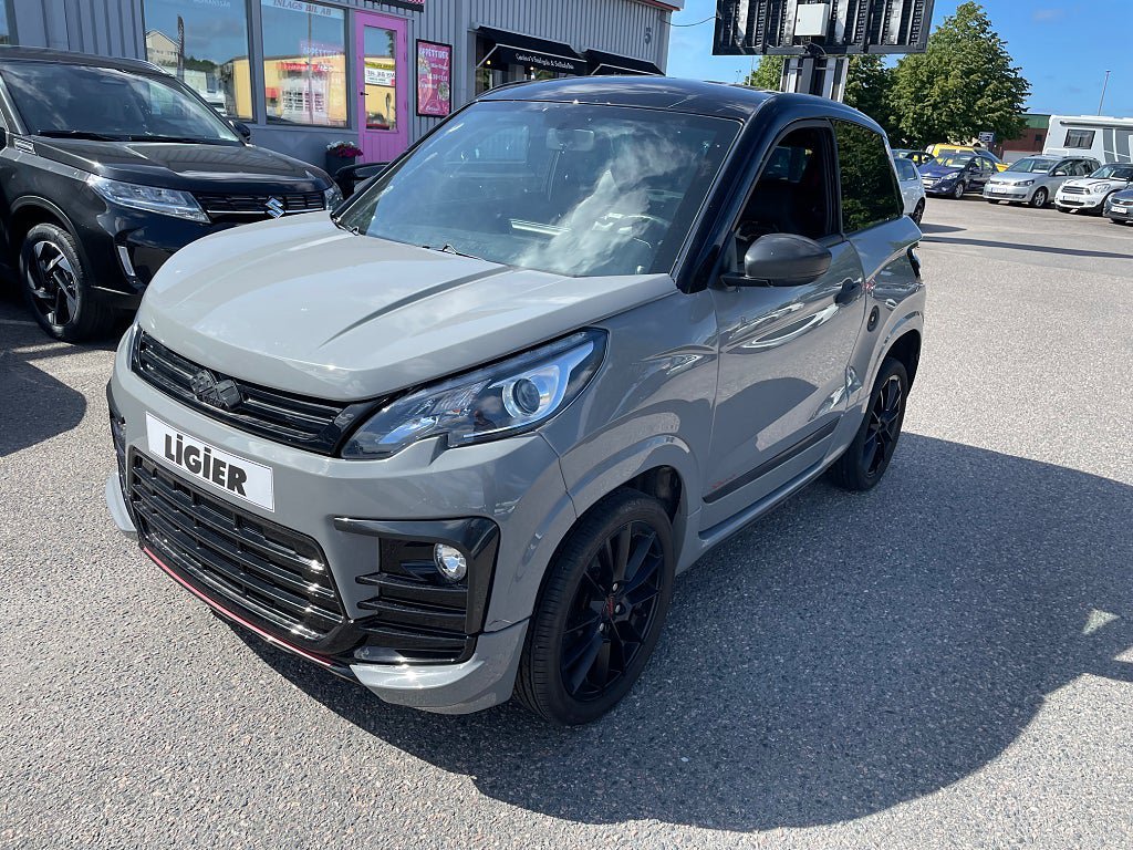 Vehicle Image 1