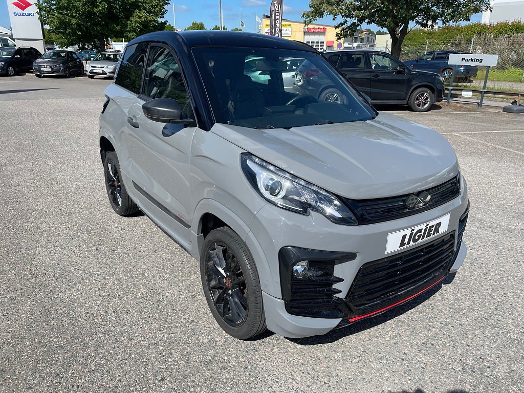 Vehicle Image 3