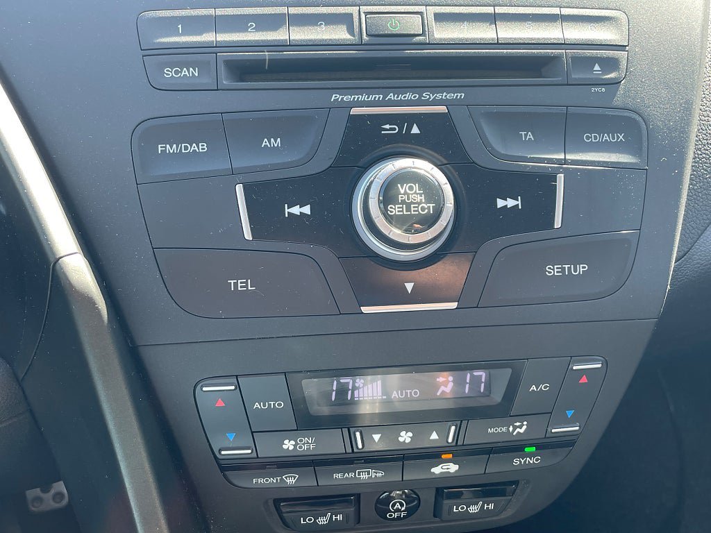 Vehicle Image 10