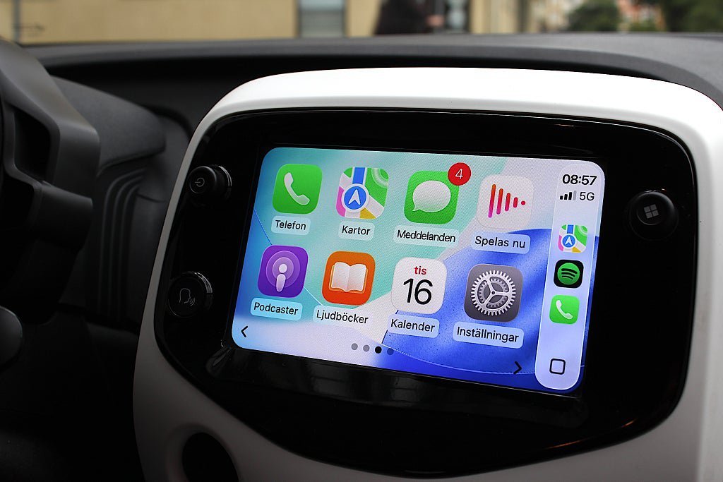Vehicle Image 5