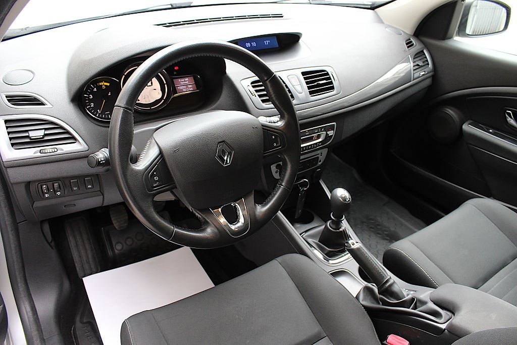 Vehicle Image 28