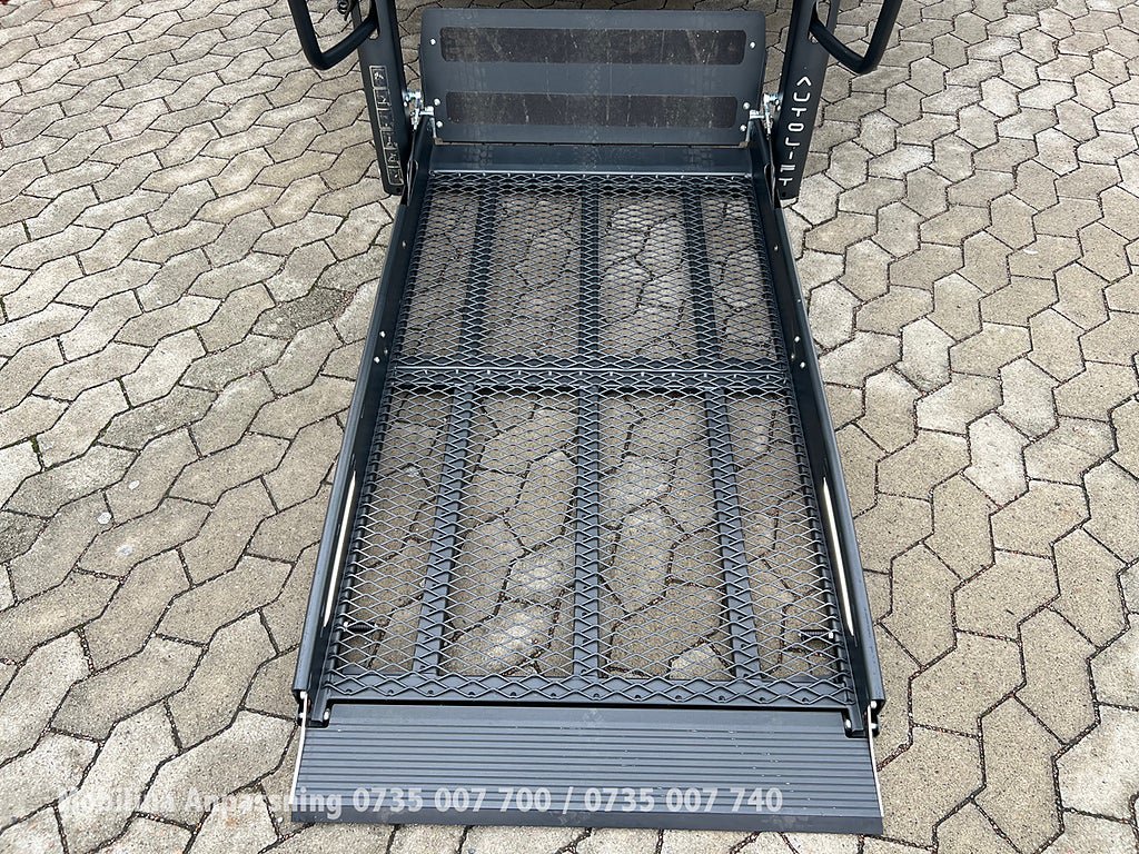Vehicle Image 35