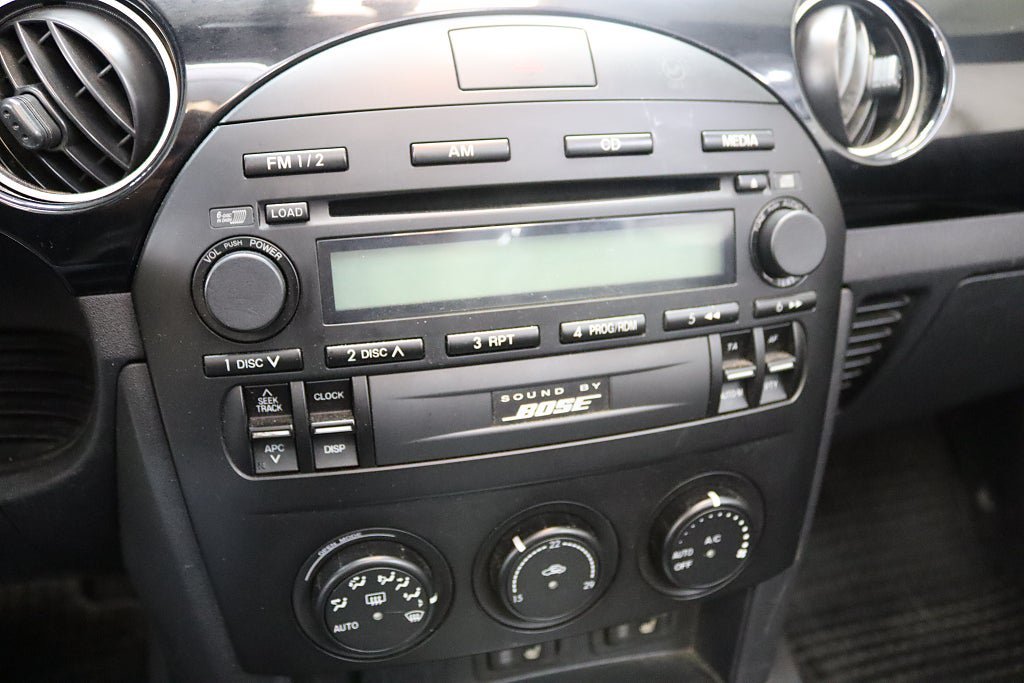 Vehicle Image 17