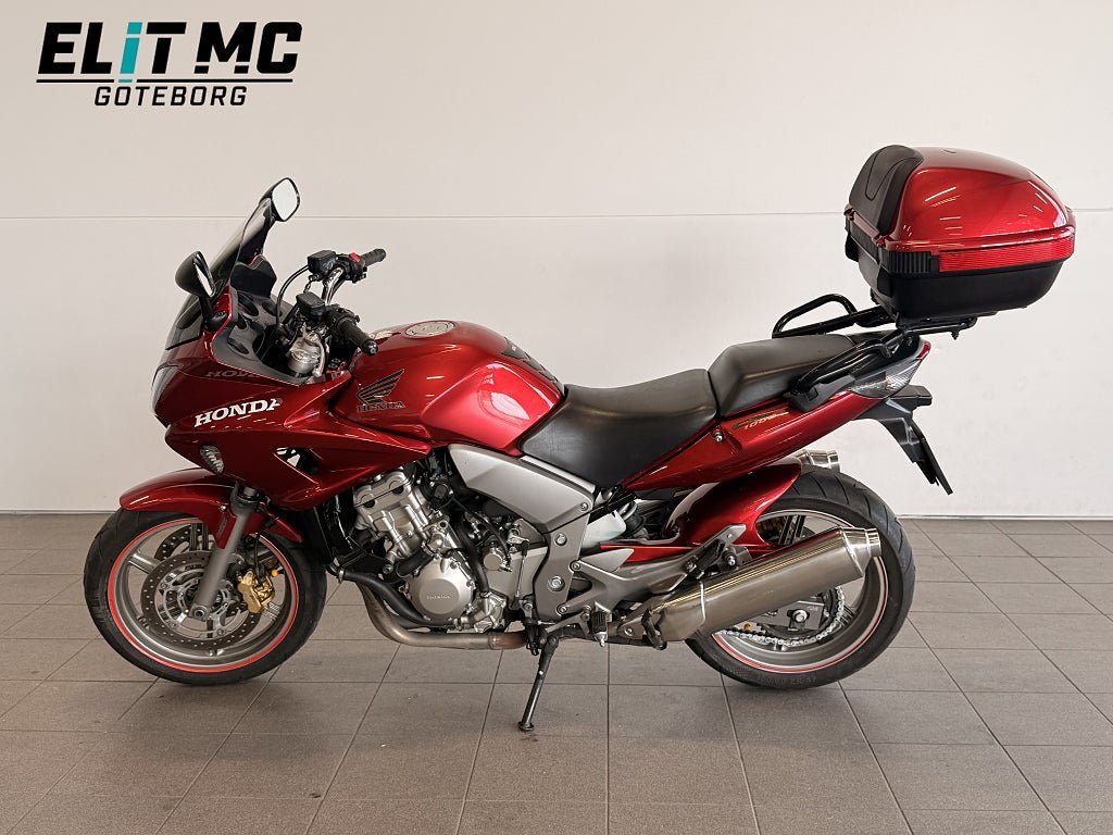 Vehicle Image 13