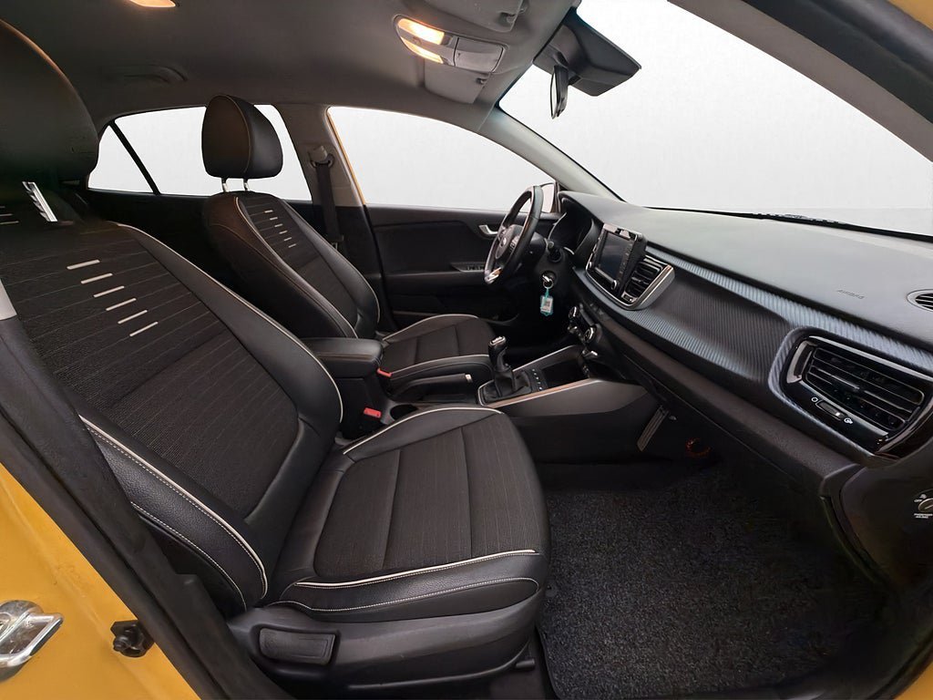 Vehicle Image 24
