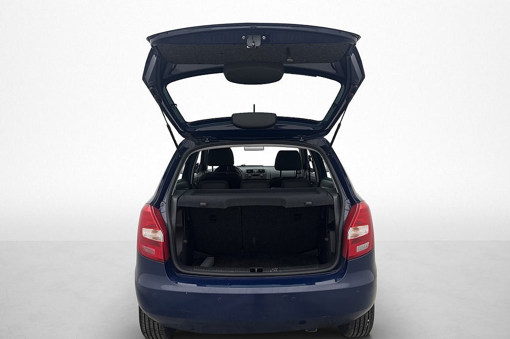 Vehicle Image 19