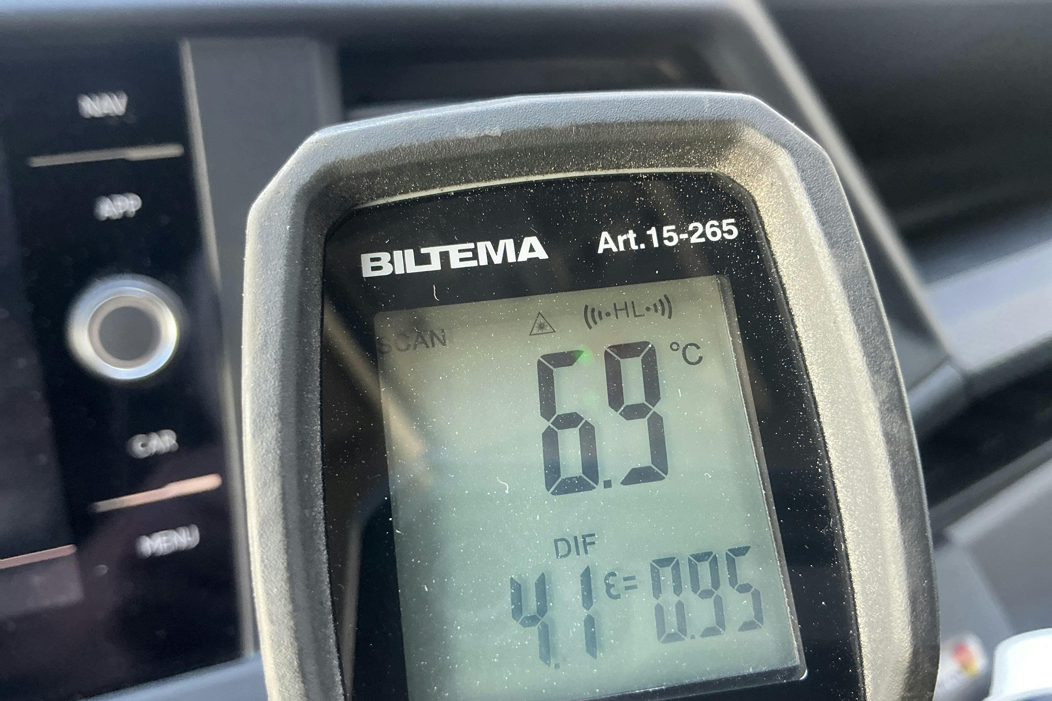 Vehicle Image 12
