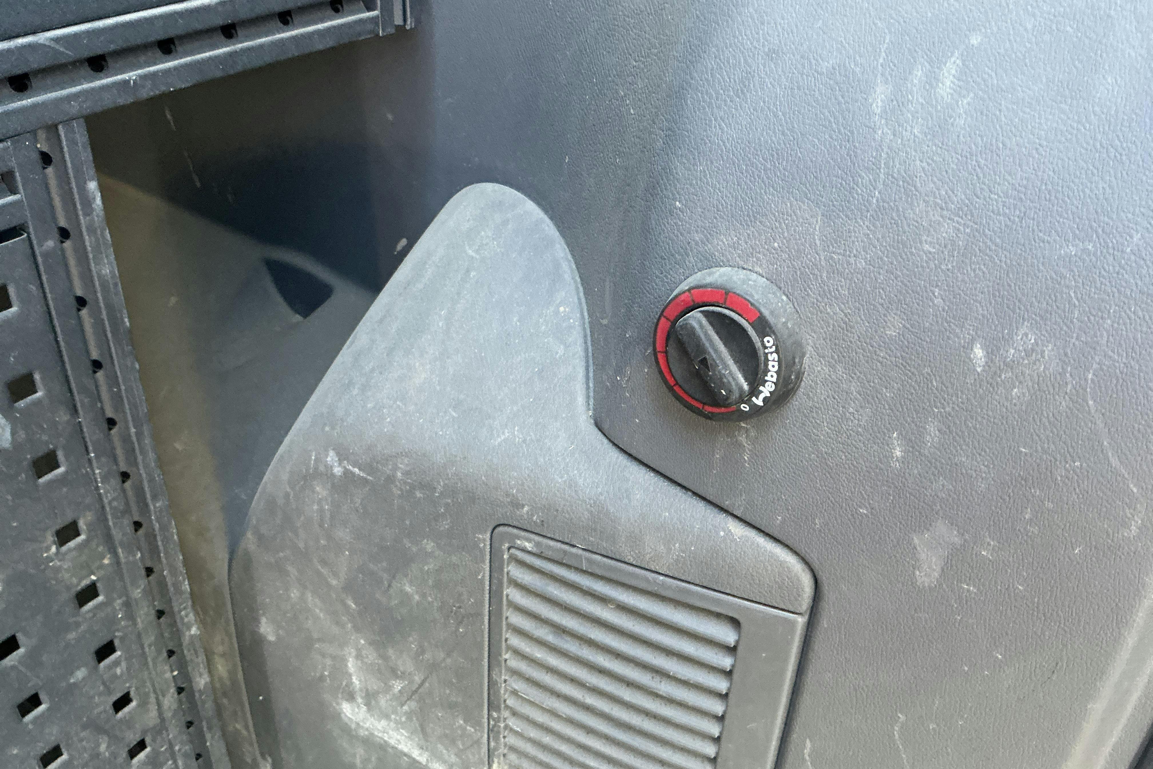 Vehicle Image 19
