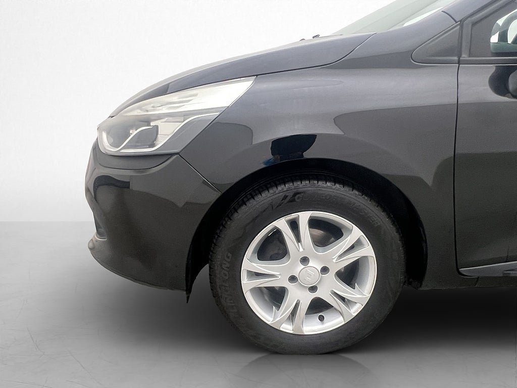 Vehicle Image 23
