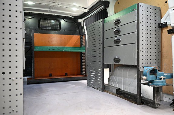 Vehicle Image 10