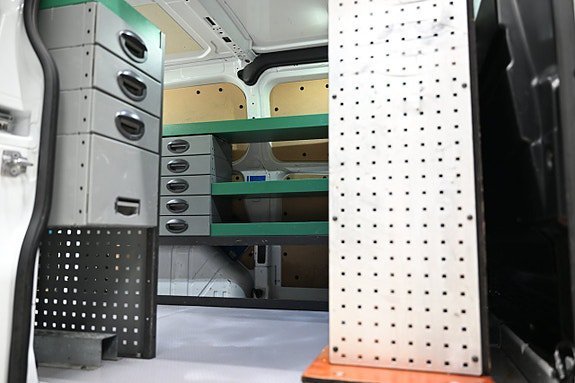 Vehicle Image 13