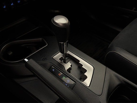 Vehicle Image 23