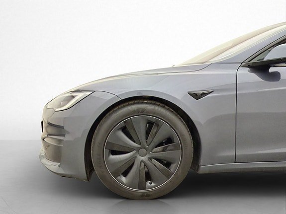 Vehicle Image 35