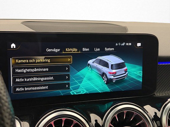 Vehicle Image 26