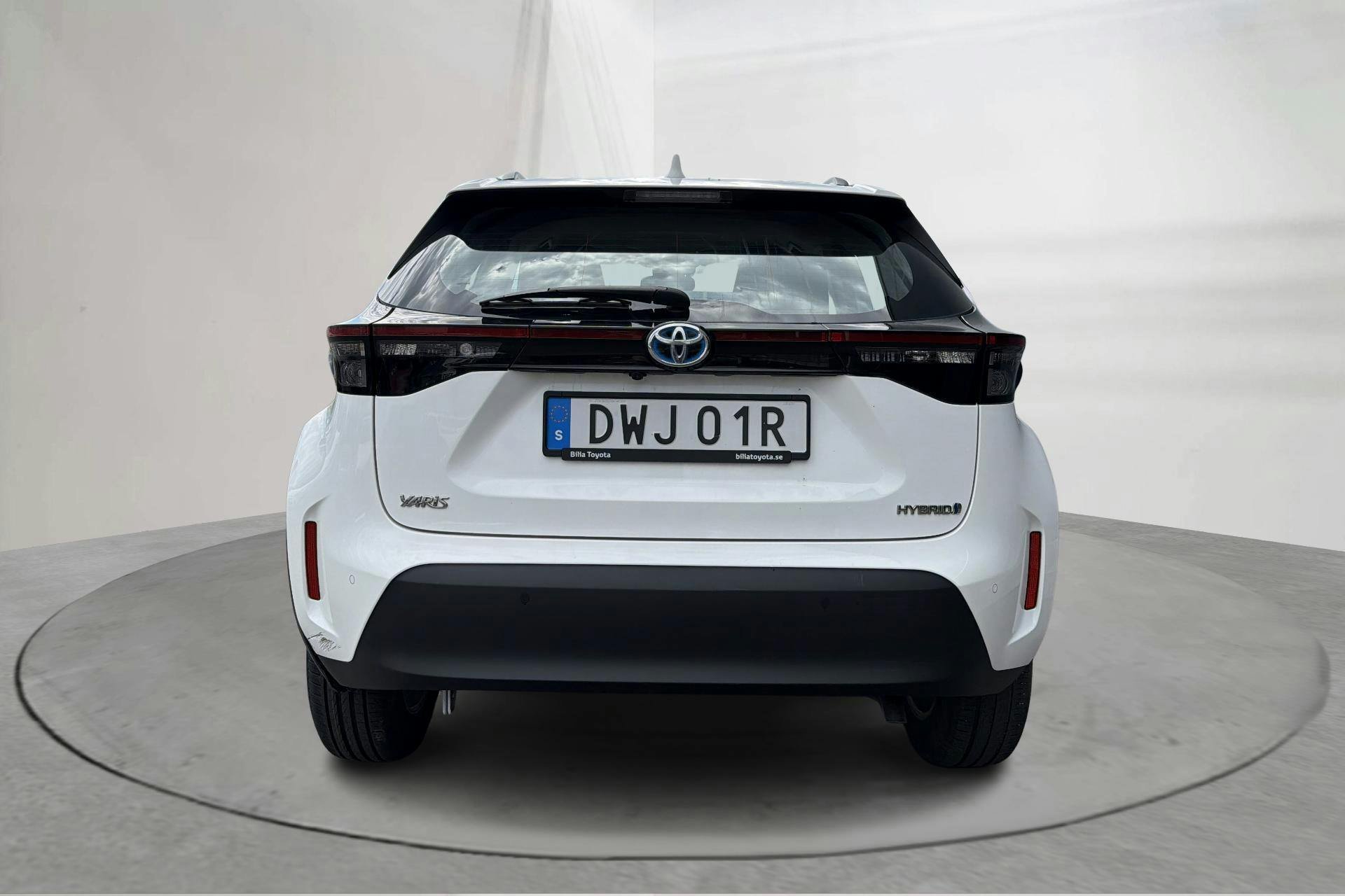 Vehicle Image 13